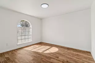 7114 Bayou Forest Dr, Houston, TX 77088 - Photo 16