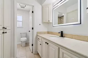 7114 Bayou Forest Dr, Houston, TX 77088 - Photo 8