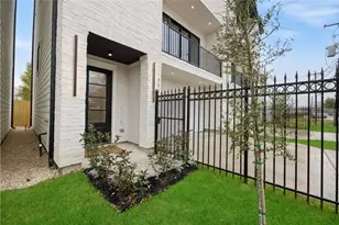 6332 Sidney St, Houston, TX 77021 - Photo 2
