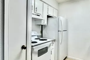 1516 Bay Area Blvd Blvd, Houston, TX 77058 - Photo 8