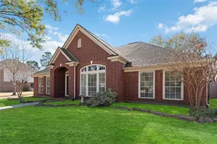 7610 Limber Bough Dr, Humble, TX 77346 - Photo 2