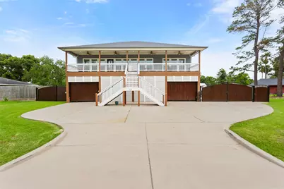 610 S Shady Lane, La Porte, TX 77571 - Photo 4