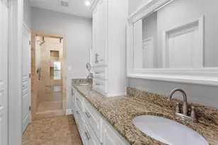 610 S Shady Ln, La Porte, TX 77571 - Photo 20