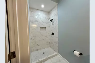 414 N Ave C Street, Humble, TX 77338 - Photo 16