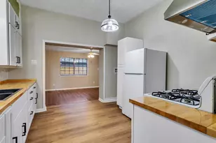 414 N Ave C St, Humble, TX 77338 - Photo 14