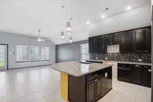 4802 Cedar Butte Ln, Rosharon, TX 77578 - Photo 8