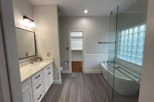 1108 W 22nd St, Houston, TX 77008 - Photo 10