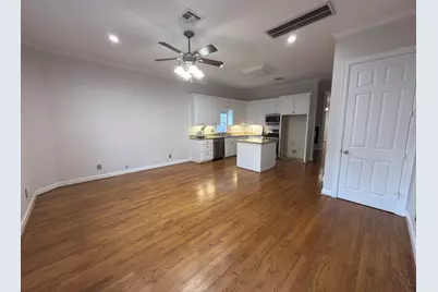 1108 W 22nd Street, Houston, TX 77008 - Photo 2