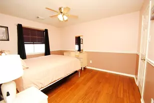 9723 Therrell Dr, Houston, TX 77064 - Photo 24