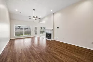 806 Charles Pl, Baytown, TX 77521 - Photo 6