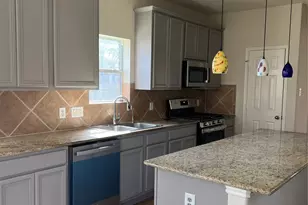 902 Brandy St, Stafford, TX 77477 - Photo 6