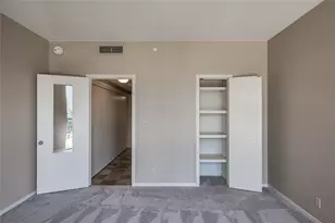 5100 San Felipe St, Houston, TX 77056 - Photo 14