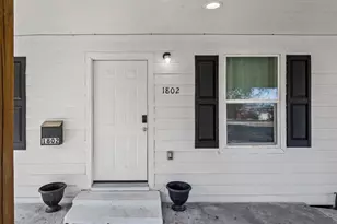 1802 Live Oak St, Port Neches, TX 77651 - Photo 4