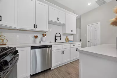 5915 Haight Street #A, Houston, TX 77028 - Photo 14