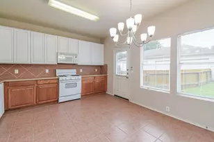 29711 Valley Center Dr, Spring, TX 77386 - Photo 8