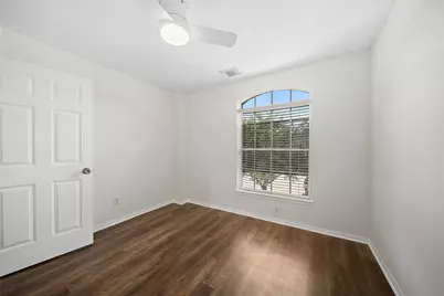 3122 Glen Cullen Lane, Pearland, TX 77584 - Photo 8