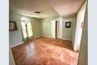 1634 Sunnybrook Drive, New Braunfels, TX 78130 - Photo 8