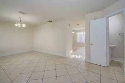 15850 E Park Court, Houston, TX 77082 - Photo 14
