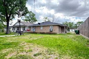 9325 Kentshire Dr, Houston, TX 77078 - Photo 12