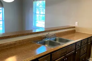 9325 Kentshire Dr, Houston, TX 77078 - Photo 6