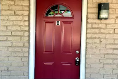9325 Kentshire Dr #B, Houston, TX 77078 - Photo 4
