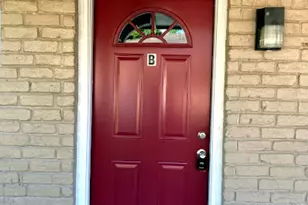 9325 Kentshire Dr, Houston, TX 77078 - Photo 4