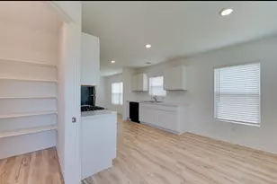 11020 N Lake Mist Ln, Willis, TX 77318 - Photo 12