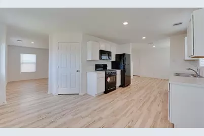 11020 N Lake Mist Lane, Willis, TX 77318 - Photo 16