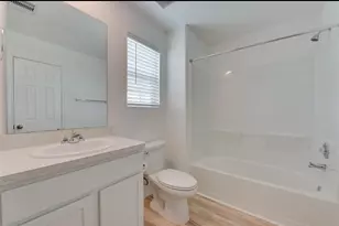 11020 N Lake Mist Ln, Willis, TX 77318 - Photo 8