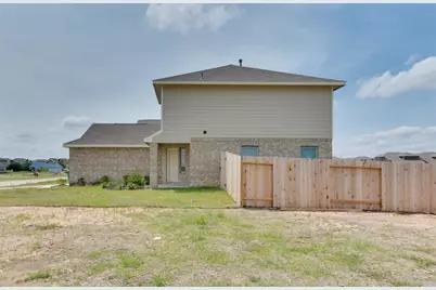11020 N Lake Mist Lane, Willis, TX 77318 - Photo 4