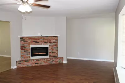 121 Mary Lane, Bacliff, TX 77518 - Photo 2