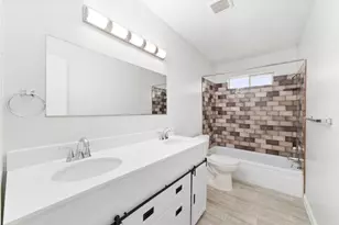 10522 Northview Dr, Houston, TX 77086 - Photo 32