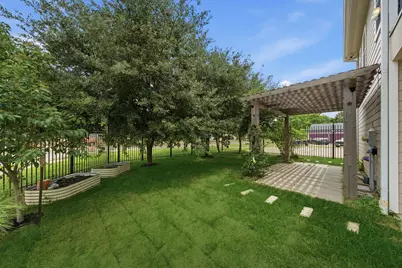3231 Francis Street, Houston, TX 77004 - Photo 36