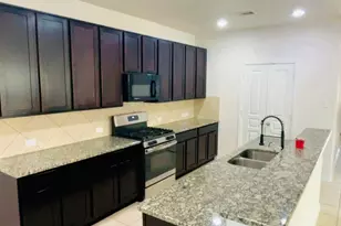 8626 Willet St, Baytown, TX 77521 - Photo 10