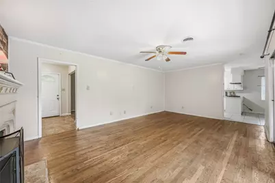 435 Rolling Wood Road, Baytown, TX 77520 - Photo 8