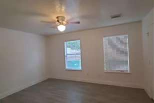 5319 Cherie Crest Ct, Houston, TX 77088 - Photo 16