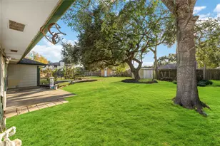 7406 Sierra Grande Ct, Houston, TX 77083 - Photo 20