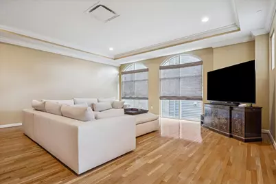 511 S Post Oak Lane #3D, Houston, TX 77056 - Photo 8