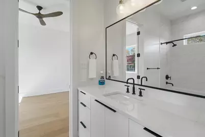 2002 Cove Park Drive, Kemah, TX 77565 - Photo 28