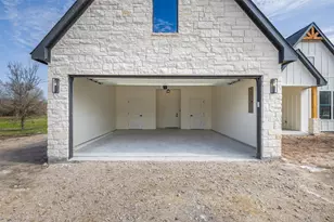 19822 Megan St, Bedias, TX 77831 - Photo 6