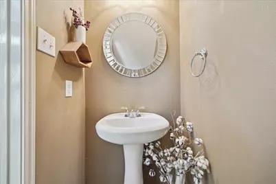 11215 Royce Palms Drive, Houston, TX 77042 - Photo 18