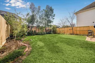 11215 Royce Palms Dr, Houston, TX 77042 - Photo 22