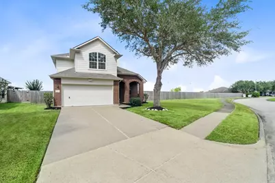 3246 Keithwood Circle W, Pearland, TX 77584 - Photo 2