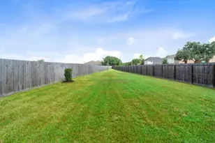 3246 Keithwood Cir W, Pearland, TX 77584 - Photo 32