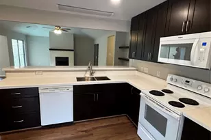 8807 Belle Glen Dr, Houston, TX 77099 - Photo 6