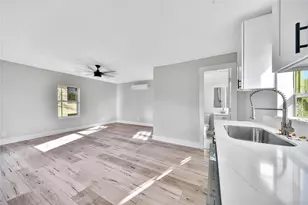 2405 Arbor St, Houston, TX 77004 - Photo 36