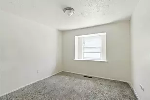 15222 E Hutchinson Cir, Houston, TX 77071 - Photo 14