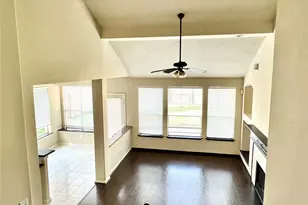 4911 Knights Branch Dr, Sugar Land, TX 77479 - Photo 10
