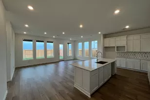 4303 Eagle Pass Dr, Rosenberg, TX 77469 - Photo 4