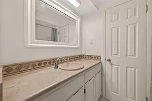 2710 Mason St, Houston, TX 77006 - Photo 18